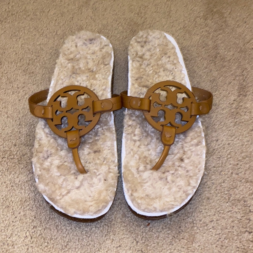 Tory Burch Women’s size 11 furry Miller sandals